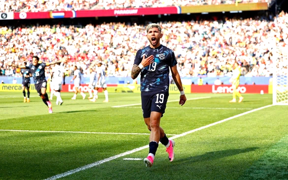 Đội hình mạnh nhất Paraguay đấu Pháp: Dembele, Olise và Mbappe cùng nhau xuất trận - Ảnh 1.