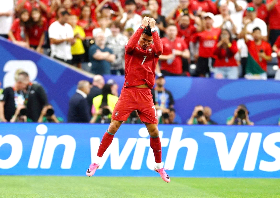 Link xem trực tiếp Bồ Đào Nha vs Tây Ban Nha (2h ngày 7/7), vòng 1/8 World Cup 2026 - Ảnh 1.