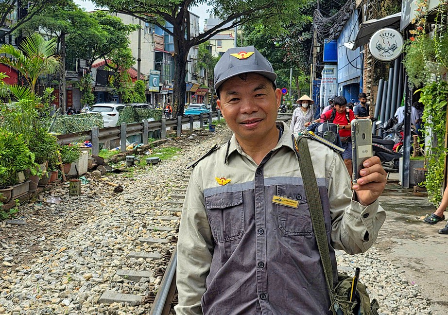 C&ocirc;ng nh&acirc;n đường sắt bớt rủi ro nhờ c&ocirc;ng nghệ - Ảnh 1.