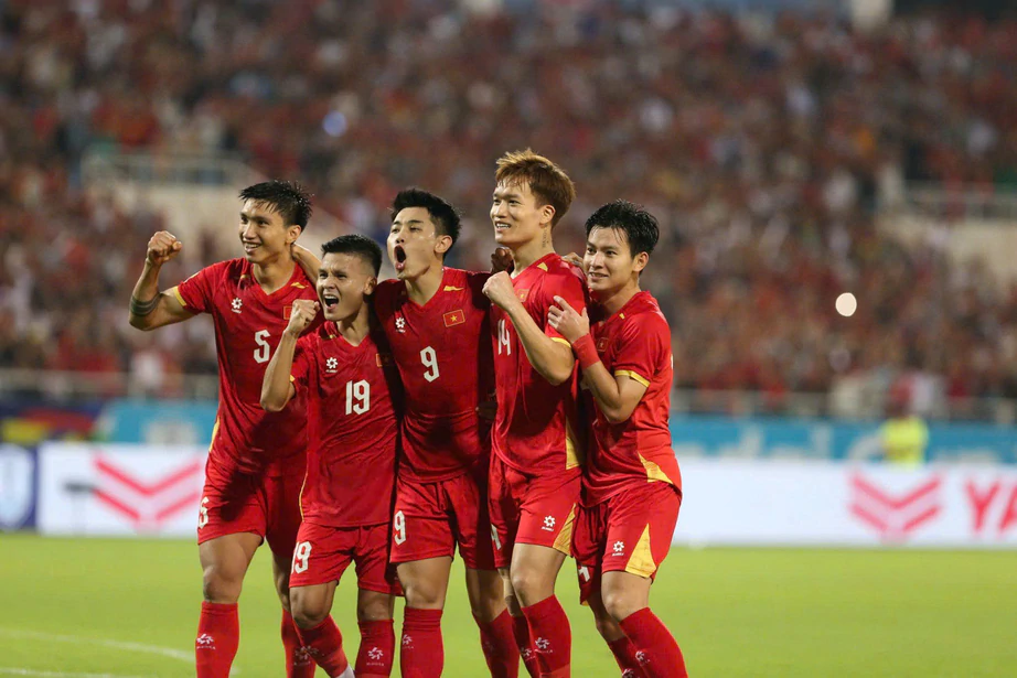 Lịch thi đấu chung kết AFF Cup 2026: Tuyển Việt Nam hưởng lợi thế trước Th&aacute;i Lan - Ảnh 1.