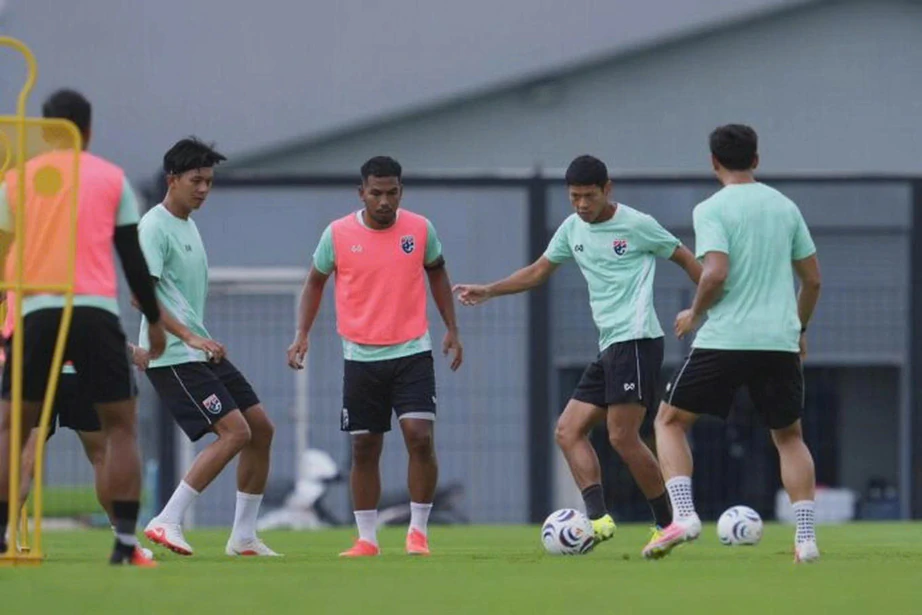 Tuyển Th&aacute;i Lan quyết t&acirc;m lội ngược d&ograve;ng trước tuyển Việt Nam tại AFF Cup 2026 - Ảnh 1.