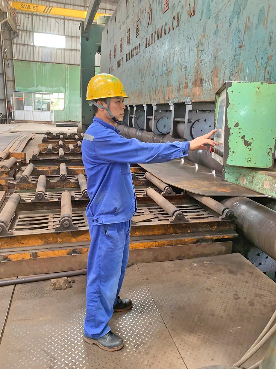 Những người thợ d&aacute;m &ldquo;nghĩ kh&aacute;c, l&agrave;m kh&aacute;c&rdquo; - Ảnh 1.