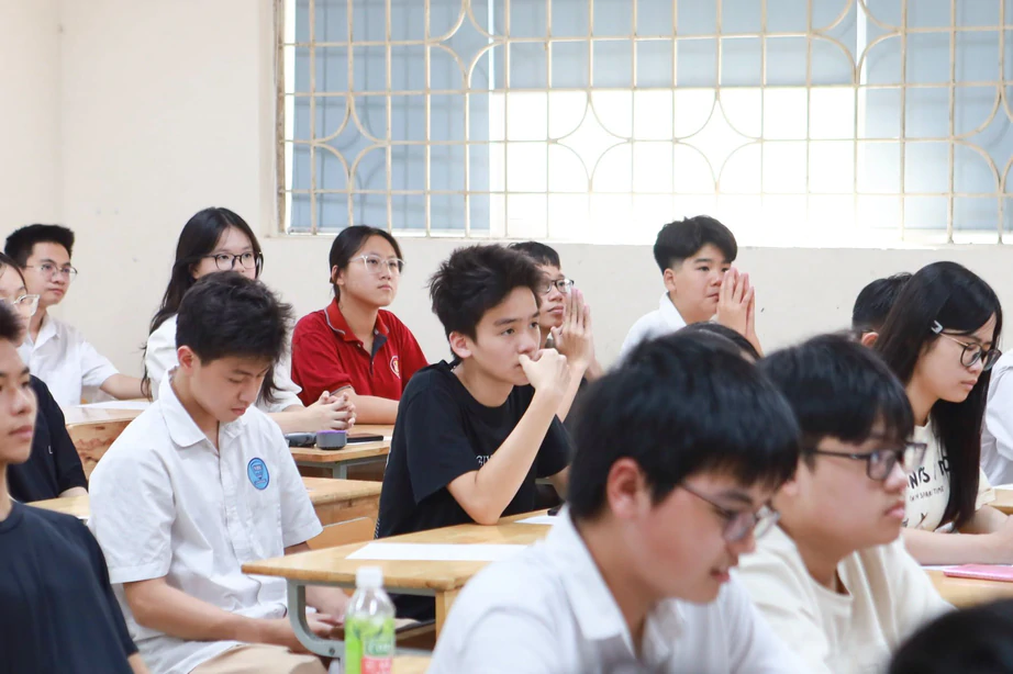 H&agrave; Nội: Sắp xếp lại mạng lưới trường lớp, giải b&agrave;i to&aacute;n tăng hơn 37.000 học sinh - Ảnh 1.