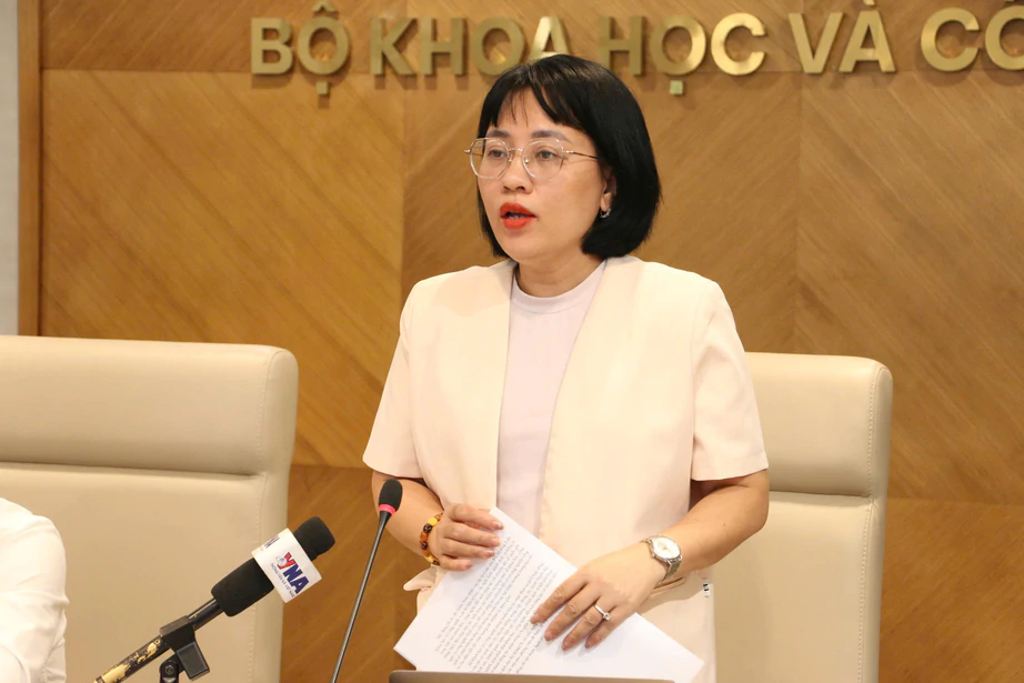 Xuất khẩu công nghệ số tăng 41%, Việt Nam tăng tốc cuộc đua AI và bán dẫn - Ảnh 2.