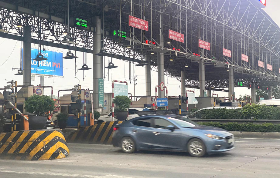 Trạm thu ph&iacute; cửa ng&otilde; Thủ đ&ocirc; th&ocirc;ng tho&aacute;ng ng&agrave;y đầu kỳ nghỉ lễ 2/9 - Ảnh 10.