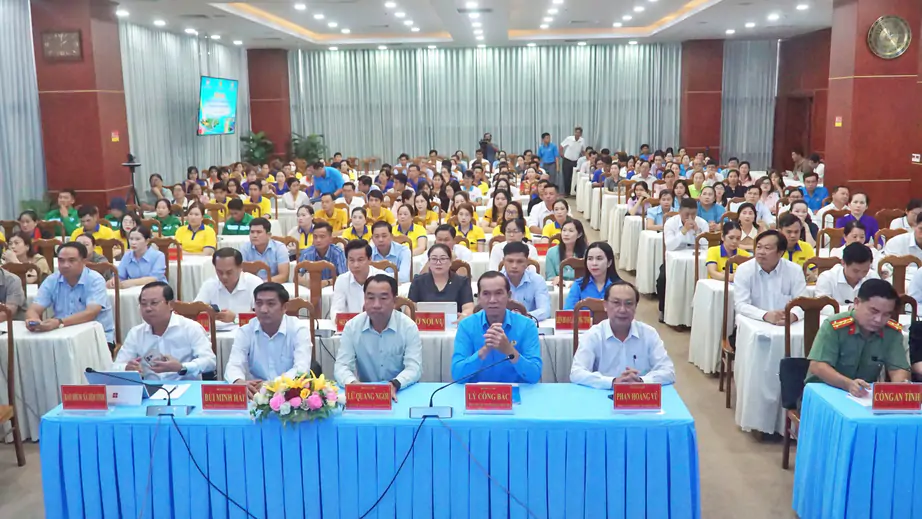 Tháo gỡ bài toán nhà ở và phúc lợi cho công nhân tại Cà Mau - Ảnh 1.