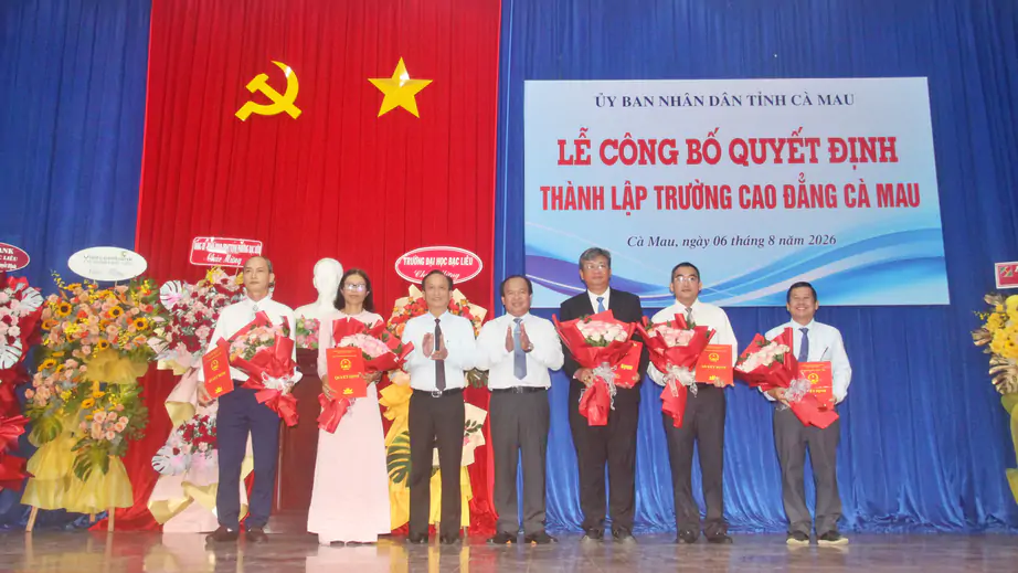 C&agrave; Mau: S&aacute;p nhập 4 trường cao đẳng th&agrave;nh Trường Cao đẳng C&agrave; Mau - Ảnh 2.
