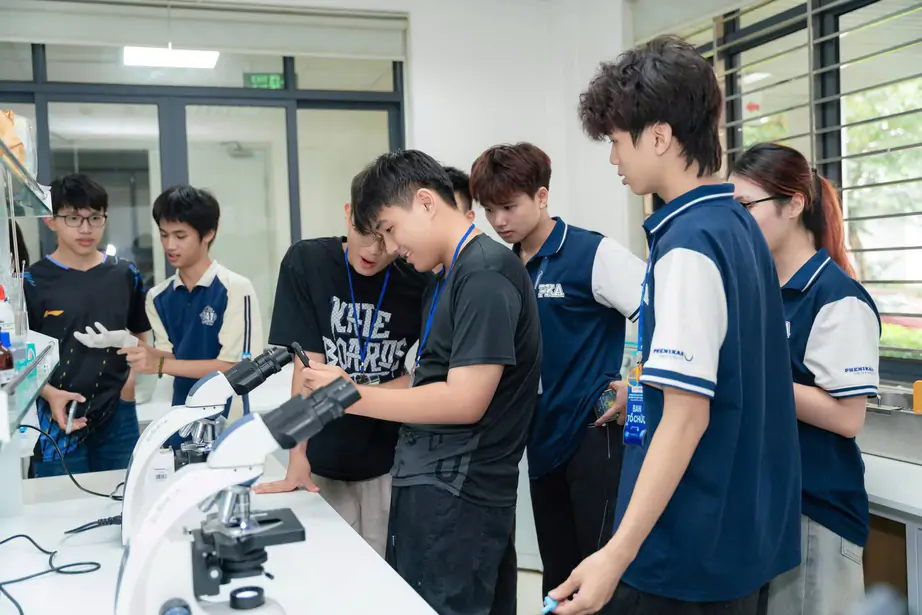 Cập nhật điểm chuẩn năm 2026 của các trường đại học trên cả nước - Ảnh 1.