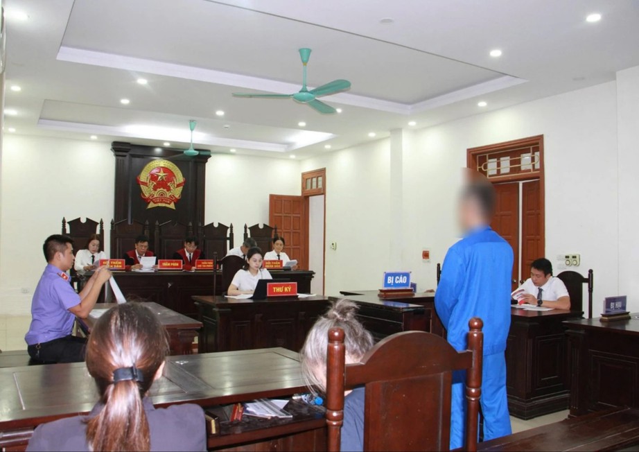 Ninh B&igrave;nh: M&acirc;u thuẫn tr&ecirc;n b&agrave;n nhậu, người đ&agrave;n &ocirc;ng lĩnh 21 năm 6 th&aacute;ng t&ugrave; về tội giết người- Ảnh 1.