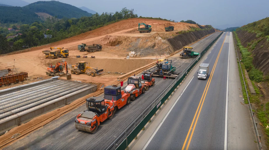Nghiên cứu một luật để sửa nhiều luật - Ảnh 1.