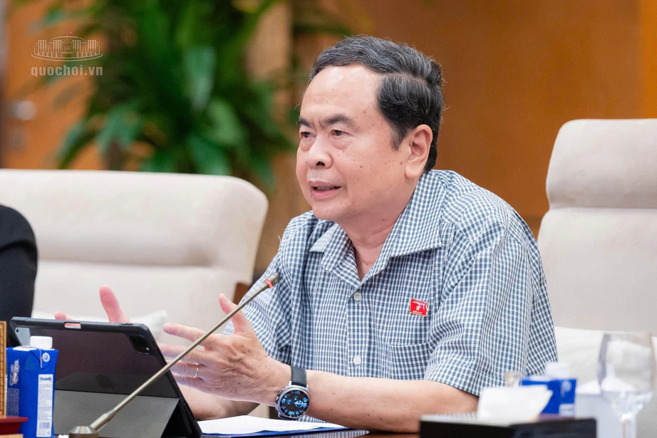 Chủ tịch Quốc hội: Dân chủ ở cơ sở không chỉ là người dân được biết, được bàn, tham gia- Ảnh 2.