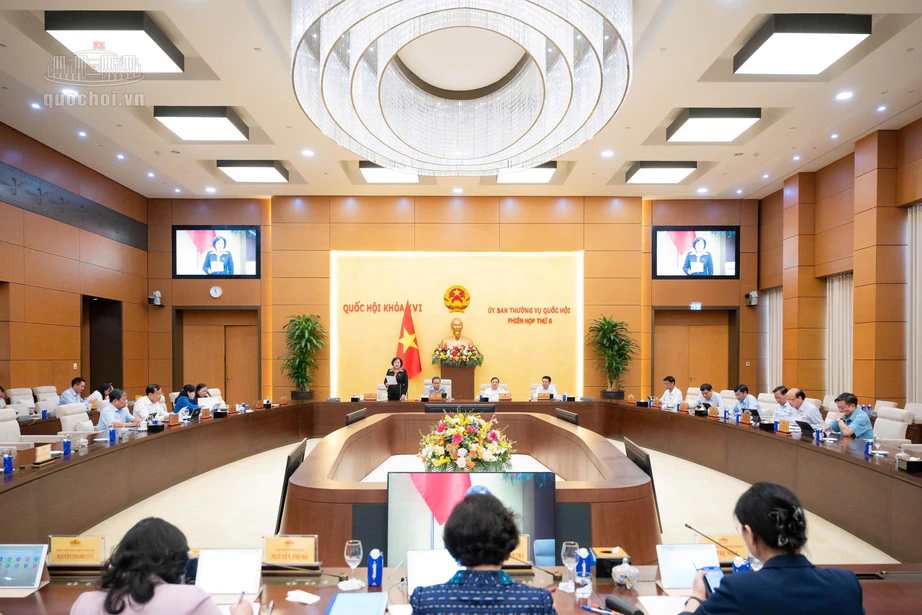 Chủ tịch Quốc hội: Dân chủ ở cơ sở không chỉ là người dân được biết, được bàn, tham gia- Ảnh 1.