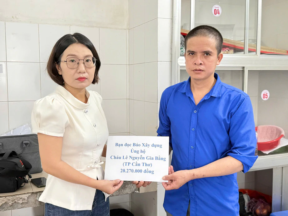 Bạn đọc Báo Xây dựng tiếp sức cậu học trò nghèo sau tai nạn- Ảnh 1.