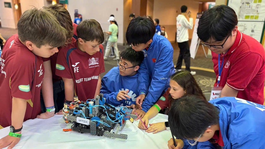 Stem Innovation Petrovietnam sau một năm triển khai: Đổi mới cách dạy, khơi mở cách học- Ảnh 3.