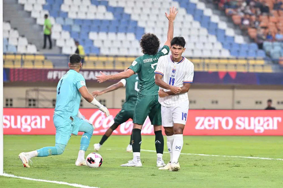 Tuyển Thái Lan thắng đậm Pakistan trong trận ra quân FIFA ASEAN Cup 2026- Ảnh 1.