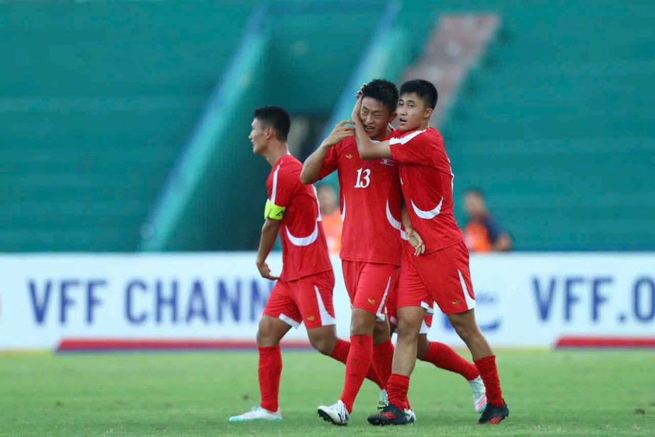 V&ograve;ng loại U20 ch&acirc;u &Aacute; 2027: Iran thua ngược kh&oacute; tin trước CHDCND Triều Ti&ecirc;n- Ảnh 2.