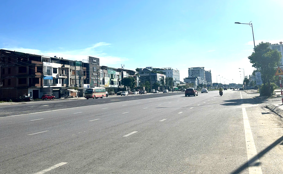 Nghệ An: Cấm đường 72m phục vụ huấn luyện thực binh xử lý tình huống- Ảnh 1.