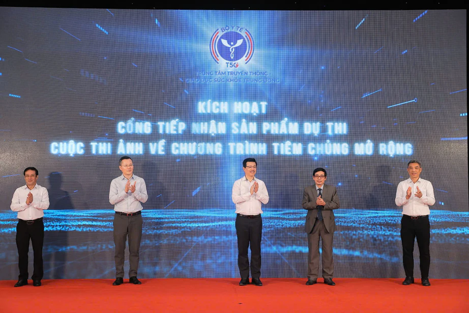 Phát động cuộc thi ảnh về chương trình Tiêm chủng mở rộng- Ảnh 1.