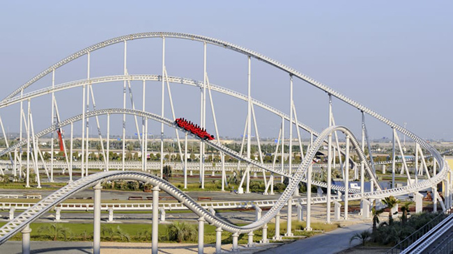 T&agrave;u lượn Formula Rossa (Abu Dhabi): Di chuyển từ vận tốc&nbsp;0 đến 240km/h&nbsp;trong 4,9 gi&acirc;y, t&agrave;u Formula Rossa tại Ferrari World ở Abu Dhabi l&agrave; t&agrave;u lượn nhanh nhất thế giới.
