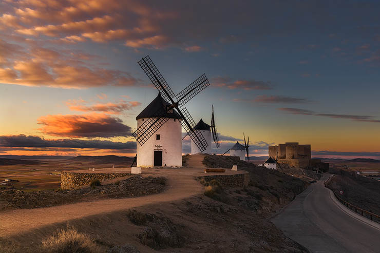 6. Mỗi chiếc cối xay gi&oacute; ở đ&acirc;y đều c&oacute; t&ecirc;n gọi ri&ecirc;ng v&agrave; duy nhất.
