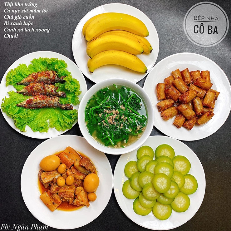 8. Khi thấy vợ nhiệt t&igrave;nh nấu nướng như vậy, chồng c&ocirc; cũng xắn tay &aacute;o phụ gi&uacute;p, dần dần tay nghề của c&ocirc; cải thiện đ&aacute;ng kể.
