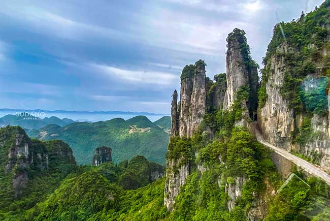 Mọi cảnh quan nh&igrave;n thấy ng&agrave;y nay cũng cần hơn 10.000 t&iacute;ch lũy mới h&igrave;nh th&agrave;nh n&ecirc;n.