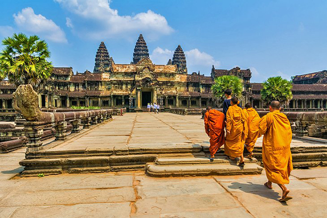 Siem Reap, Campuchia: Siem Reap được biết đến nhiều bởi l&agrave; cửa ng&otilde; v&agrave;o khu vực Angkor v&agrave; những ng&ocirc;i đền tr&aacute;ng lệ của&nbsp;nền văn minh Khmer.

