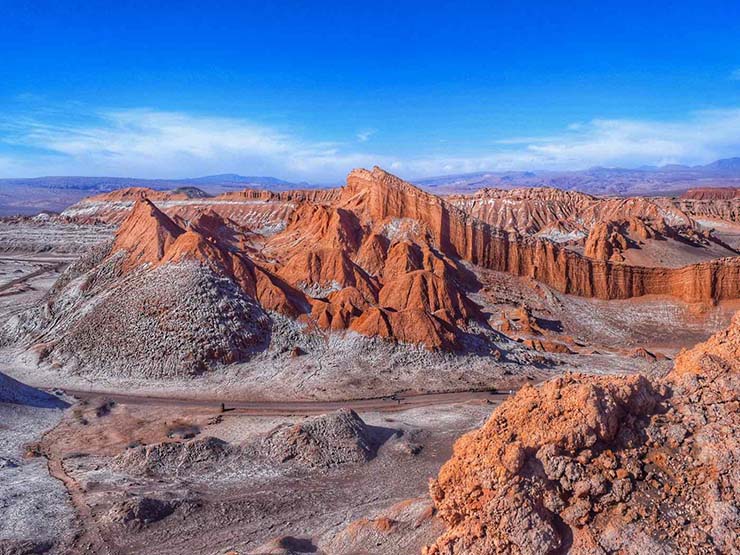 6. Sa mạc Atacama, Chile

Sa mạc Atacama l&agrave; một trong những nơi kh&ocirc; hạn nhất tr&ecirc;n Tr&aacute;i đất, c&oacute; rất &iacute;t sự sống nhưng một số lo&agrave;i động vật đ&atilde; th&iacute;ch nghi với điều kiện kh&iacute; hậu khắc nghiệt của nơi n&agrave;y.
