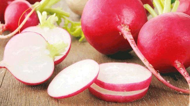 5. Củ cải đường: Một thực phẩm kh&aacute;c gi&uacute;p loại bỏ độc tố trong gan l&agrave; củ cải đường. Ch&uacute;ng chứa c&aacute;c th&agrave;nh phần k&iacute;ch th&iacute;ch d&ograve;ng bạch huyết v&agrave; mật, v&agrave; l&agrave; một nguồn chất xơ tuyệt vời.
