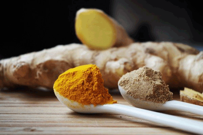 3. Củ nghệ chứa chất curcumin c&oacute; c&aacute;c đặc t&iacute;nh chống vi&ecirc;m v&agrave; c&oacute; t&aacute;c dụng chống lại nguy cơ mắc bệnh thận v&agrave; sỏi thận.

