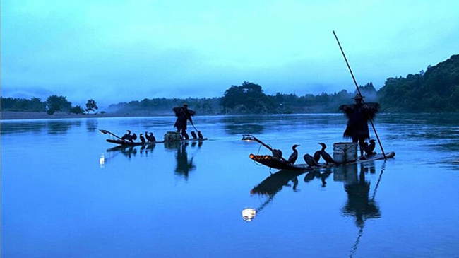 S&ocirc;ng Nam Kh&ecirc;, Chiết Giang: Với cảnh n&uacute;i non v&agrave; bờ biển trải d&agrave;i c&ugrave;ng những ng&ocirc;i nh&agrave; cổ k&iacute;nh, s&ocirc;ng Nam Kh&ecirc; chắc chắn đ&atilde; trở th&agrave;nh c&aacute;i n&ocirc;i của bức tranh thủy mặc cổ điển của Trung Quốc.&nbsp;