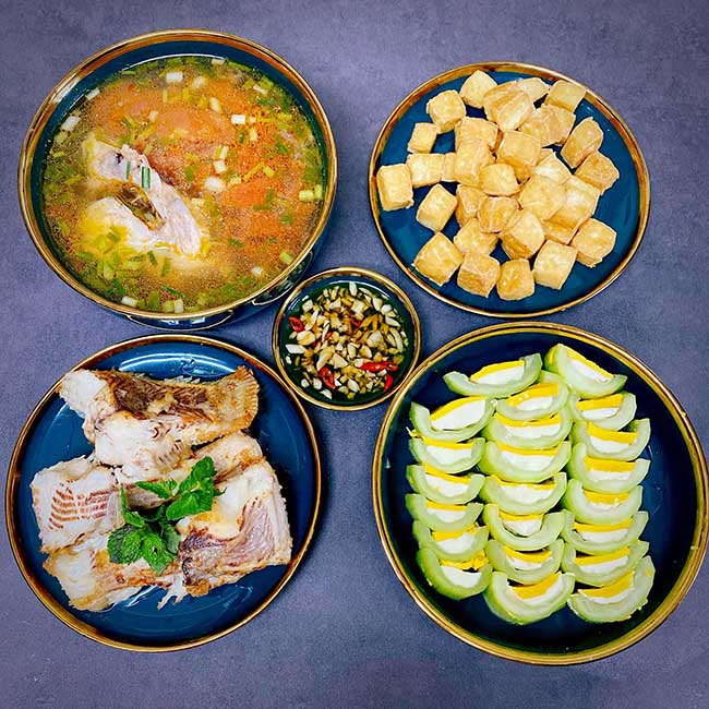 - Canh c&aacute; di&ecirc;u hồng c&agrave; chua
- C&aacute; di&ecirc;u hồng chi&ecirc;n
- Bầu nhồi trứng hấp
- Đậu chi&ecirc;n gi&ograve;n