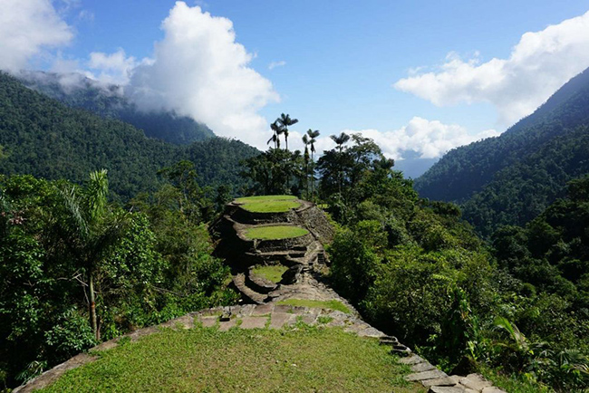 La Ciudad Perdida, Colombia: Ciudad Perdida cổ hơn Machu Picchu &iacute;t nhất 6 thế kỷ v&agrave; l&agrave; trung t&acirc;m của nền văn minh Tayrona, nơi c&oacute; c&aacute;c trang trại v&agrave; l&agrave;ng ch&agrave;i nằm dọc theo bờ biển Colombia.&nbsp;