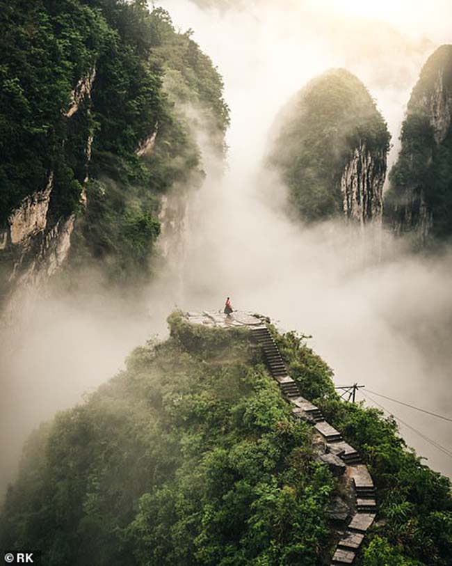 H&igrave;nh ảnh thanh tao n&agrave;y được chụp tại một huyện nhỏ C&aacute;t Thủ, miền trung Trung Quốc.