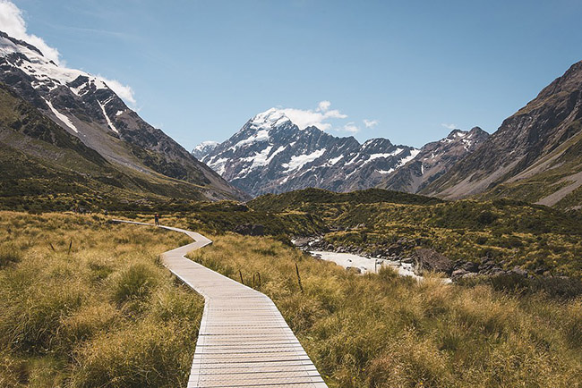 New Zealand: C&oacute; lẽ kh&ocirc;ng nơi n&agrave;o tr&ecirc;n thế giới c&oacute; vẻ đẹp m&ecirc; hoặc v&agrave; tự nhi&ecirc;n hơn New Zealand.&nbsp;