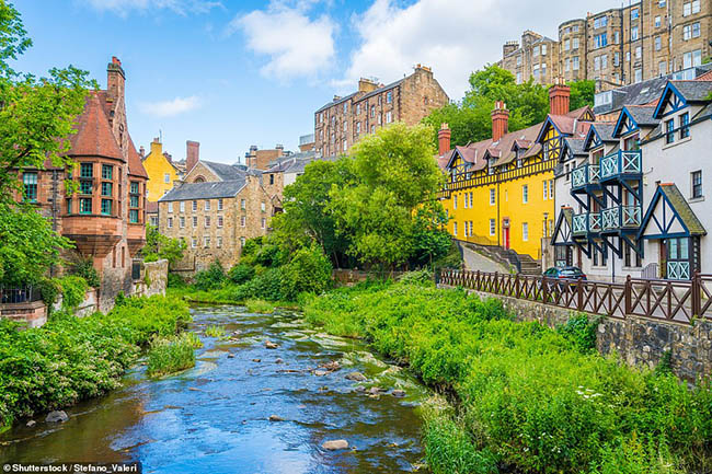 15. Dean Village

Đi dạo quanh ng&ocirc;i l&agrave;ng n&agrave;y sẽ khiến du kh&aacute;ch như c&oacute; cảm gi&aacute;c quay ngược thời gian trở về ng&agrave;y xưa.
