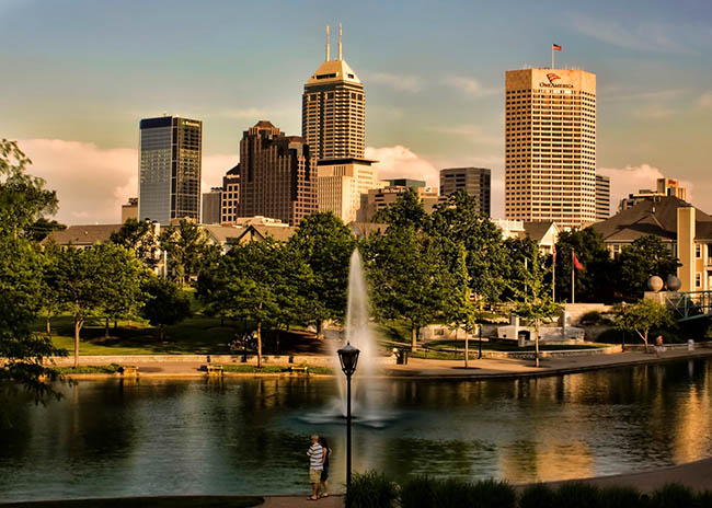 5. Indianapolis

V&agrave;o th&aacute;ng 6 năm 2021, Indianapolis sẽ diễn ra lễ kỷ niệm lớn, h&agrave;ng loạt c&aacute;c lễ hội sẽ tiếp tục k&eacute;o d&agrave;i sau đ&oacute;. Vậy n&ecirc;n, đ&acirc;y sẽ l&agrave; cơ hội tuyệt vời để bạn tham gia v&agrave;o những lễ hội th&uacute; vị tại đ&acirc;y.
