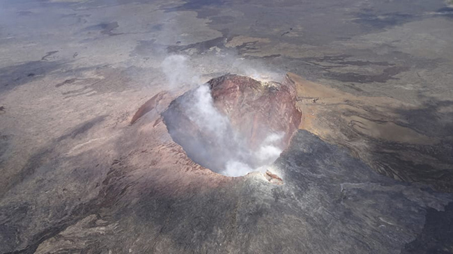 Kilauea, Hawaii: Kh&ocirc;ng chỉ l&agrave; ngọn n&uacute;i lửa hoạt động mạnh nhất tr&ecirc;n đảo Hawaii, Kilauea c&ograve;n l&agrave; một trong những ngọn n&uacute;i lửa hoạt động mạnh nhất tr&ecirc;n thế giới.
