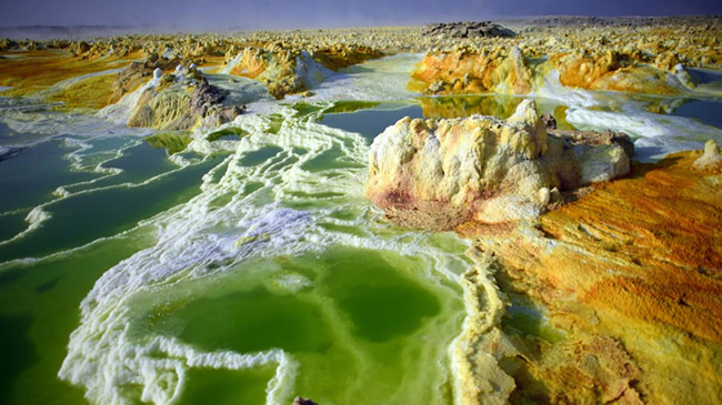 Dallol, Ethiopia: Với nhiệt độ trung b&igrave;nh khoảng 34.5&deg;C, Dallol l&agrave; nơi n&oacute;ng nhất h&agrave;nh tinh.
