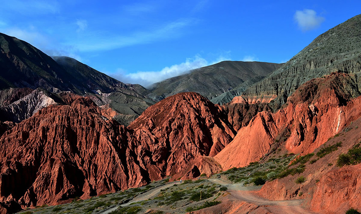 Đ&oacute; l&agrave; một thung lũng nằm trong d&atilde;y Andes, d&agrave;i 155km, 2 b&ecirc;n l&agrave; những rặng n&uacute;i cao. Nơi n&agrave;y c&oacute; s&ocirc;ng Rio Grande, một nh&aacute;nh của s&ocirc;ng Paraguay chảy qua.
