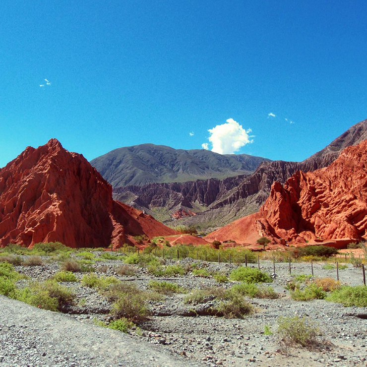 Quebrada de Humahuaca được UNESCO c&ocirc;ng nhận l&agrave; Di sản thế giới v&agrave;o năm 2003.
