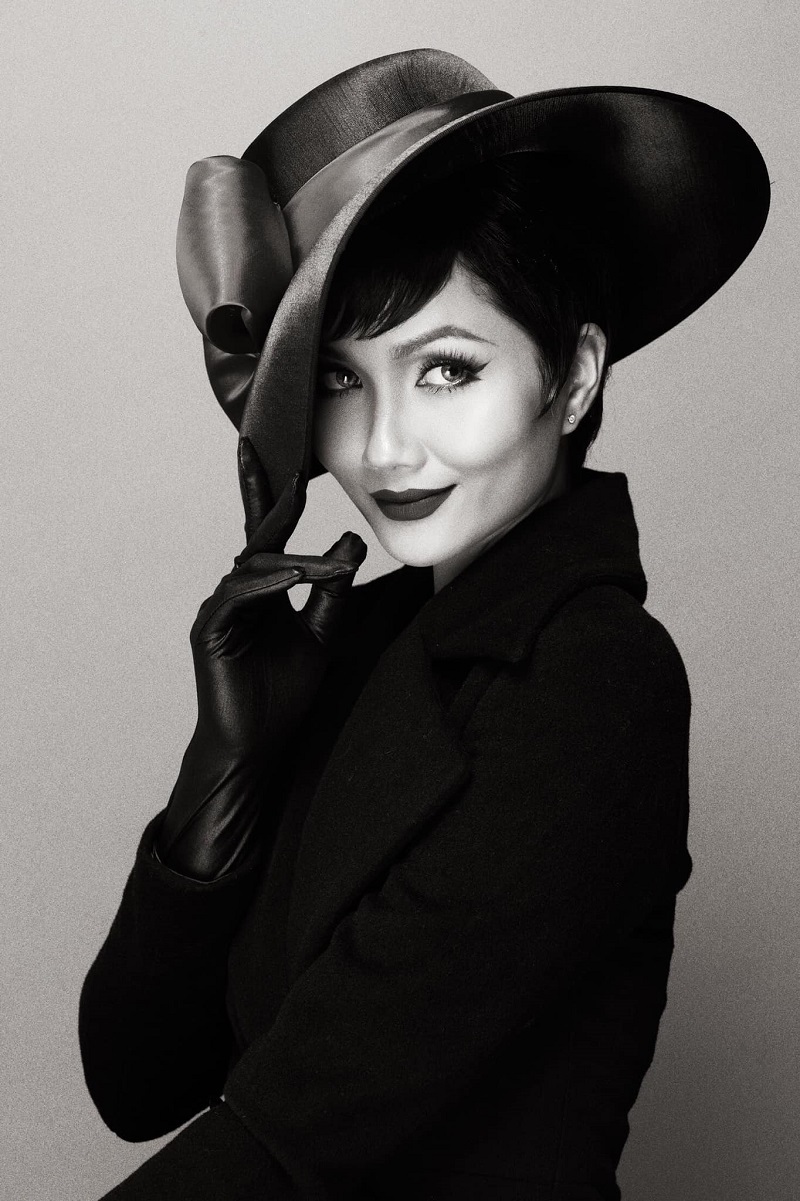 C&ocirc; l&agrave; hoa hậu đầu ti&ecirc;n trong lịch sử c&aacute;c hoa hậu Việt gi&agrave;nh được vị tr&iacute; n&agrave;y