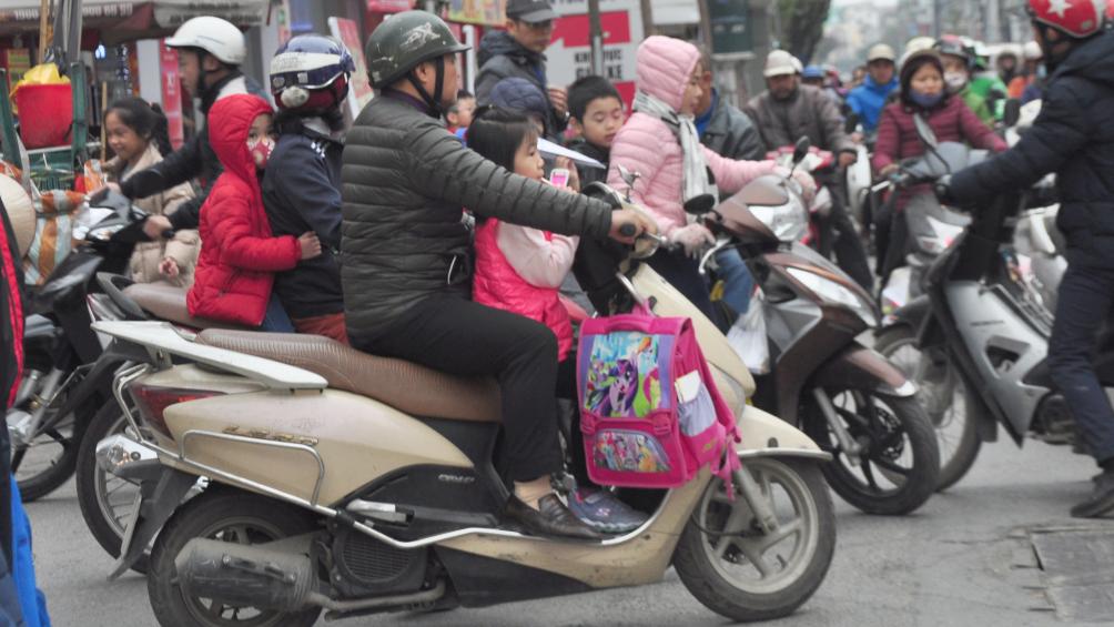 Hoặc phụ huynh đội MBH c&ograve;n con th&igrave; kh&ocirc;ng