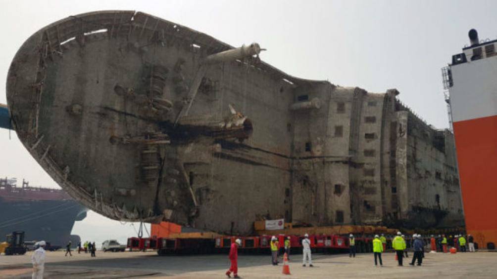 C&aacute;c nạn nh&acirc;n sống s&oacute;t trong vụ ch&igrave;m ph&agrave; Sewol được bồi thường