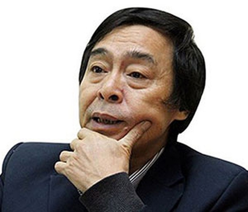 Nh&agrave; nghi&ecirc;n cứu d&acirc;n gian Nguyễn H&ugrave;ng Vĩ