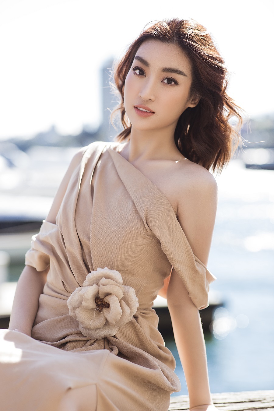 Th&agrave;nh t&iacute;ch n&agrave;y gi&uacute;p người đẹp c&oacute; vị tr&iacute; cao hơn trong bản đồ nhan sắc Việt.