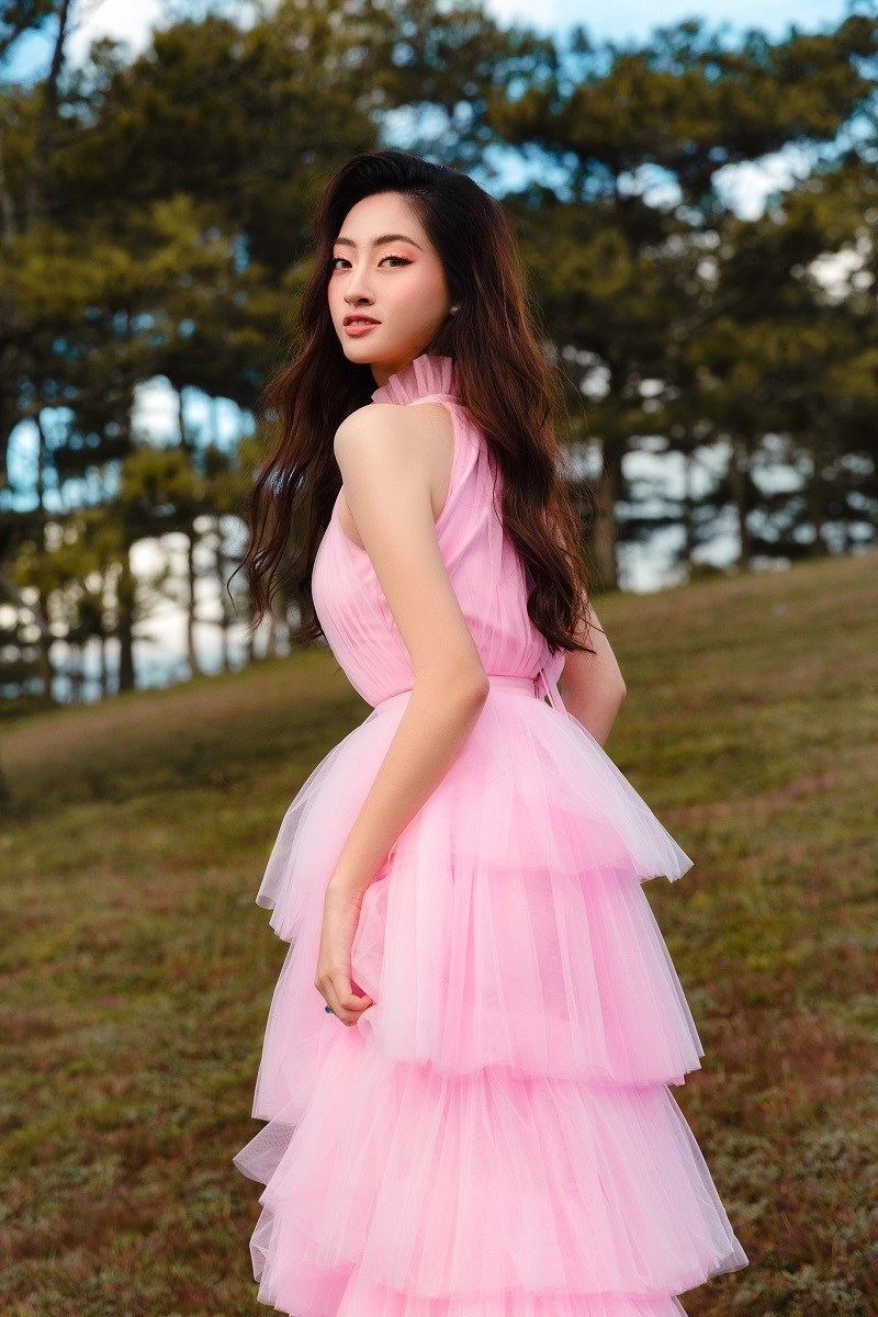 "Th&ocirc;ng qua lễ hội văn ho&aacute; n&agrave;y, t&ocirc;i c&oacute; thể mang những vẻ đẹp tự nhi&ecirc;n cũng như bản sắc văn ho&aacute; truyền thống văn ho&aacute; của Việt Nam đến với quốc tế", c&ocirc; chia sẻ về vai tr&ograve; mới của m&igrave;nh