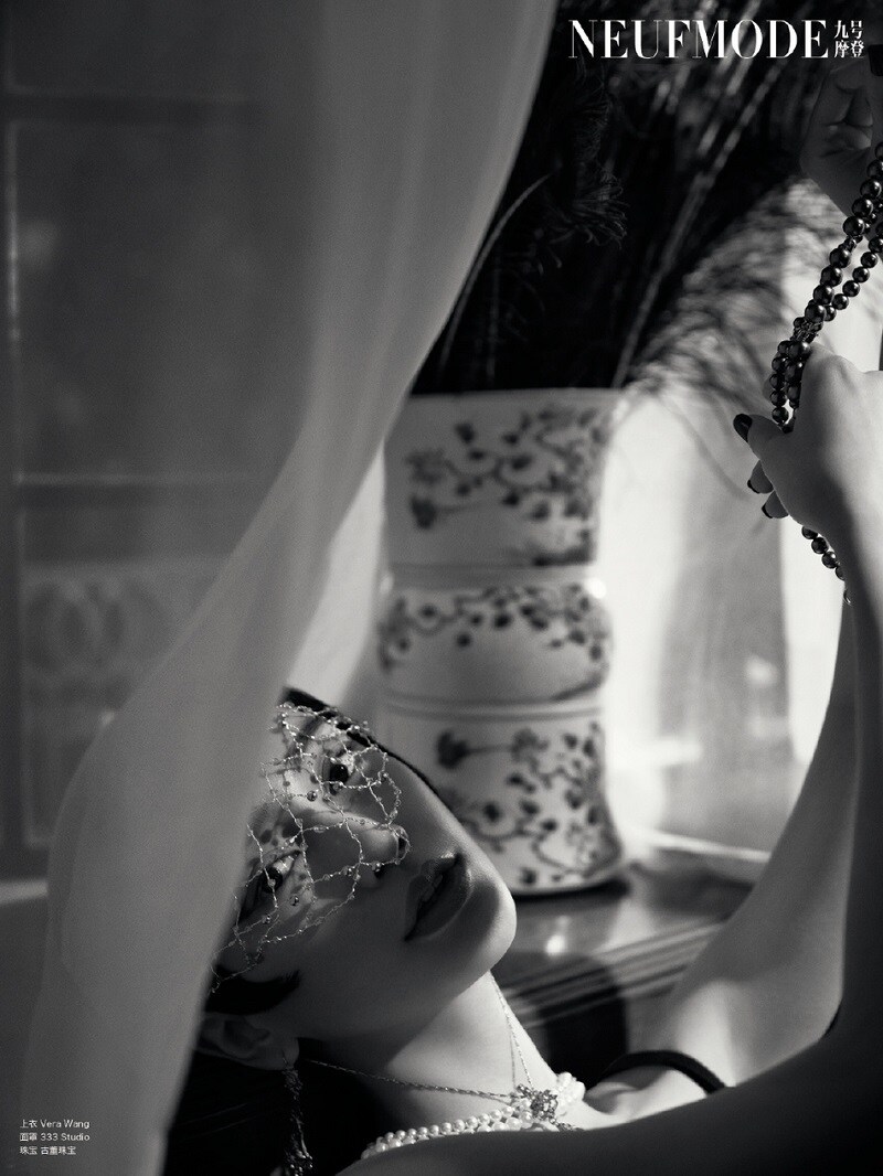 Thời gian qua, Angela Baby li&ecirc;n tục l&agrave; t&acirc;m điểm với những ồn &agrave;o, trong đ&oacute; c&oacute; tin đồn c&ocirc; ngoại t&igrave;nh với diễn vi&ecirc;n Đặng Lu&acirc;n