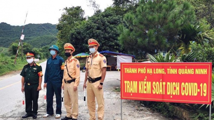 Quảng Ninh gỡ bỏ kiểm dịch Covid-19
