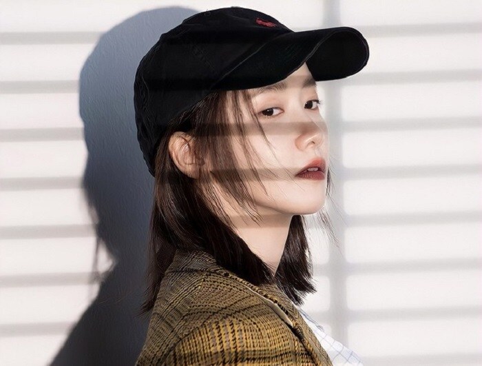 Mới đ&acirc;y, Yoona (SNSD) vừa trở th&agrave;nh gương mặt xuất hiện tr&ecirc;n b&igrave;a Marie Clare H&agrave;n số th&aacute;ng 12